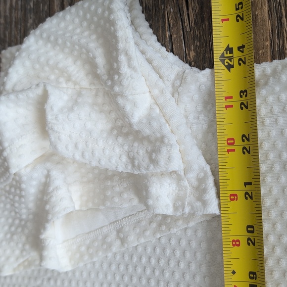 Classic Editions Off White Textured Swiss Dot Tiered Flutter Sleeve Top XL - Picture 12 of 13